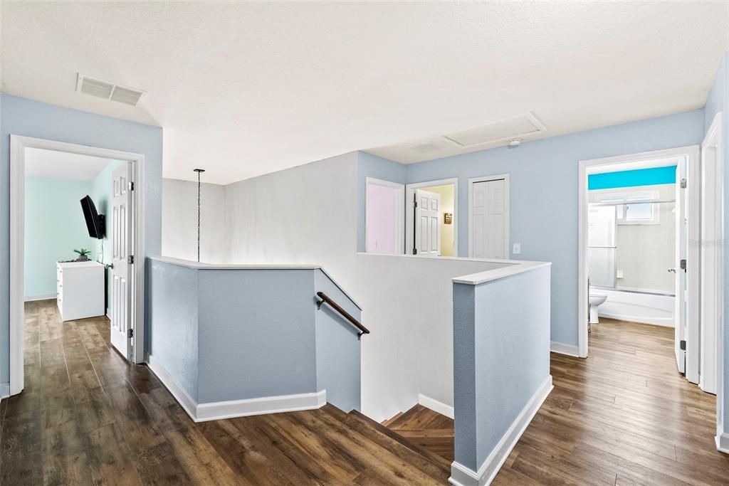 For Sale: $455,000 (6 beds, 3 baths, 2998 Square Feet)