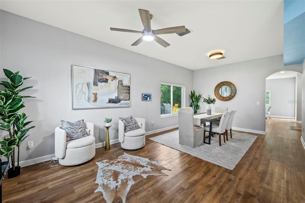 For Sale: $455,000 (6 beds, 3 baths, 2998 Square Feet)