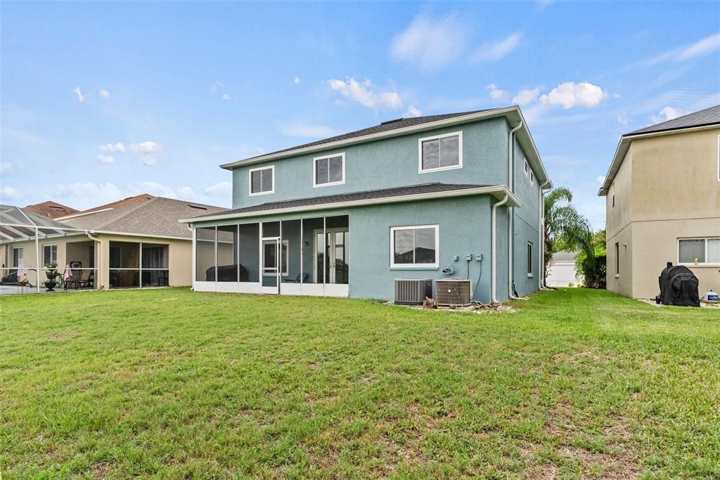 For Sale: $455,000 (6 beds, 3 baths, 2998 Square Feet)