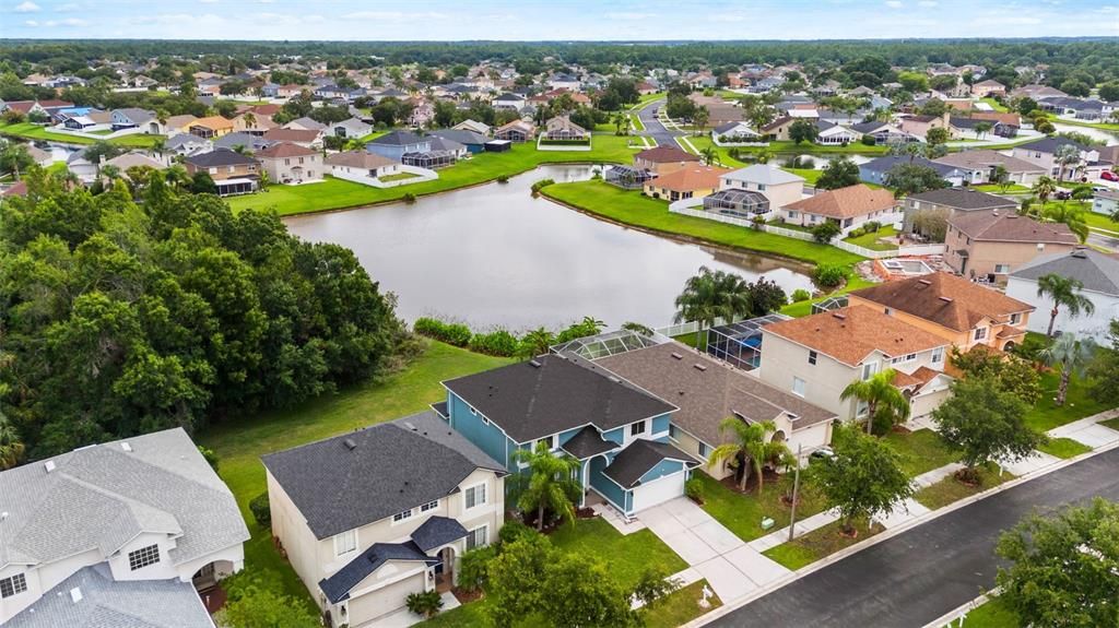 For Sale: $455,000 (6 beds, 3 baths, 2998 Square Feet)