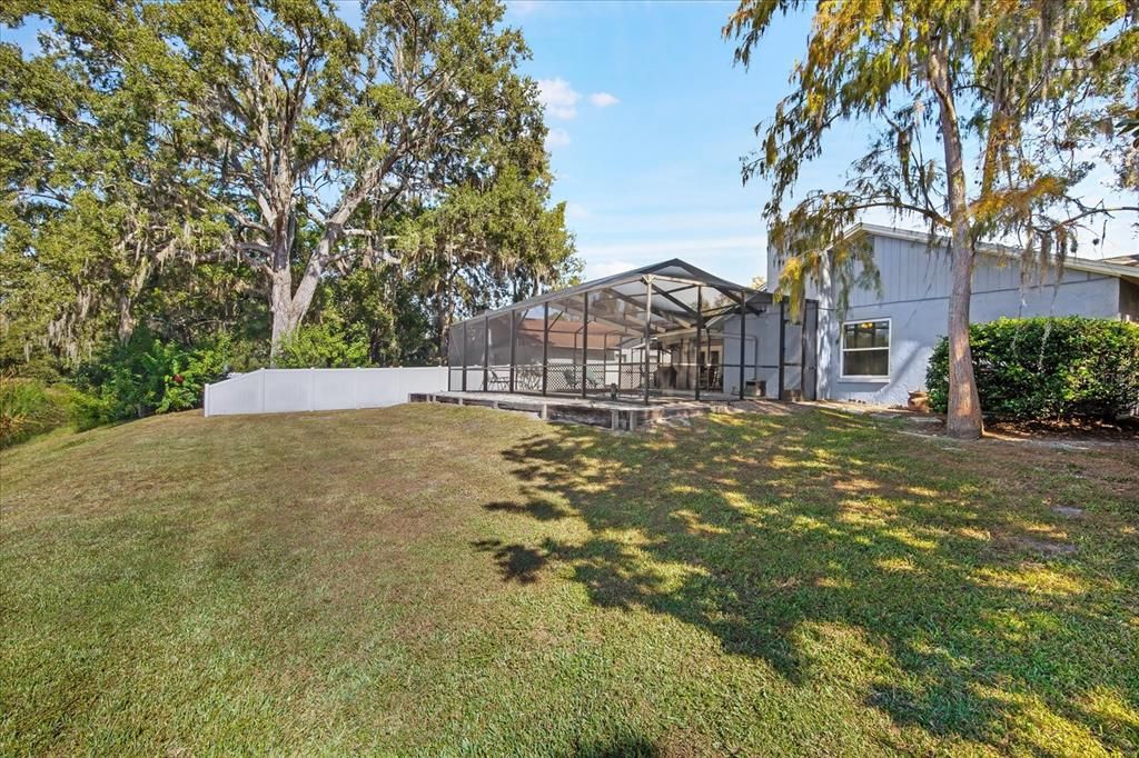 На продажу: $585,000 (4 спален, 2 ванн, 2192 Квадратных фут)