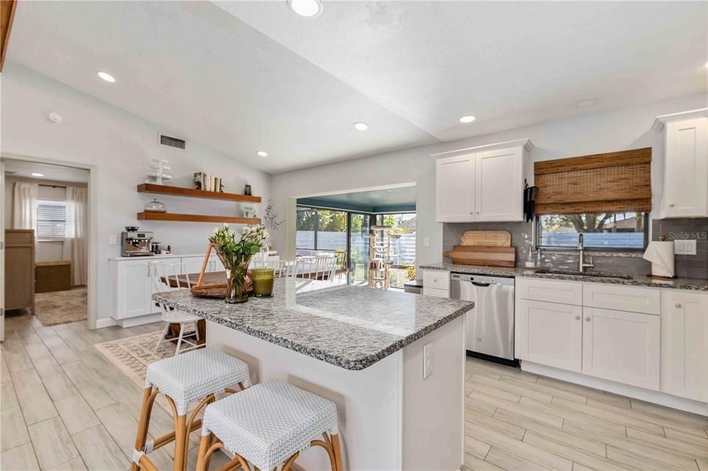 For Sale: $489,900 (3 beds, 2 baths, 1525 Square Feet)