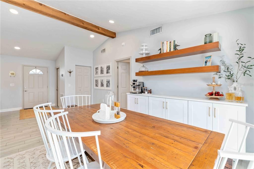 For Sale: $489,900 (3 beds, 2 baths, 1525 Square Feet)