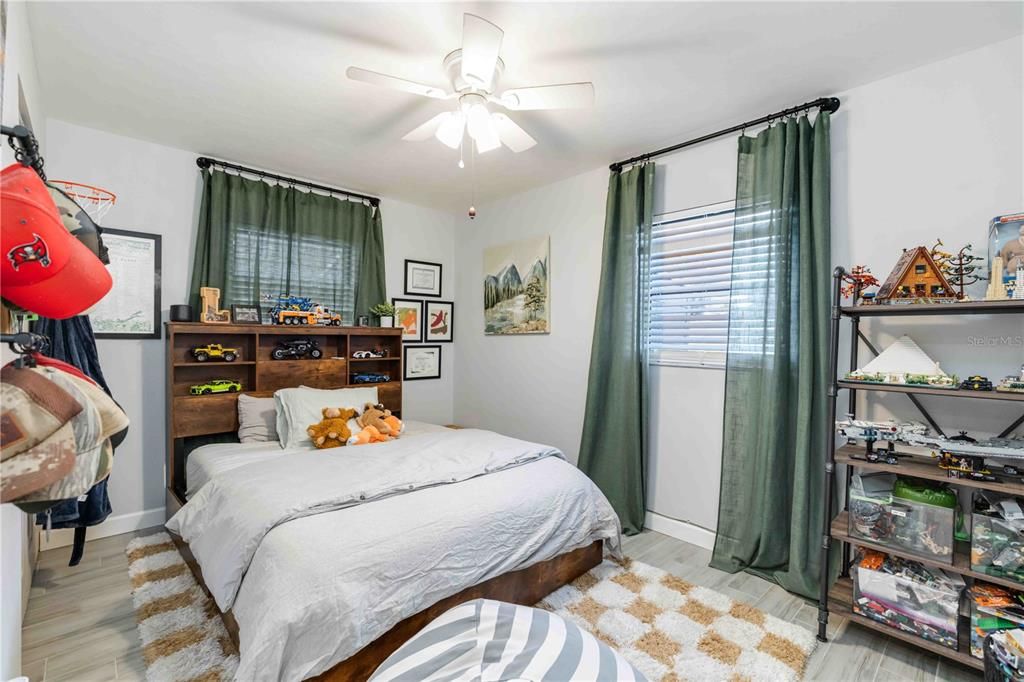 For Sale: $489,900 (3 beds, 2 baths, 1525 Square Feet)