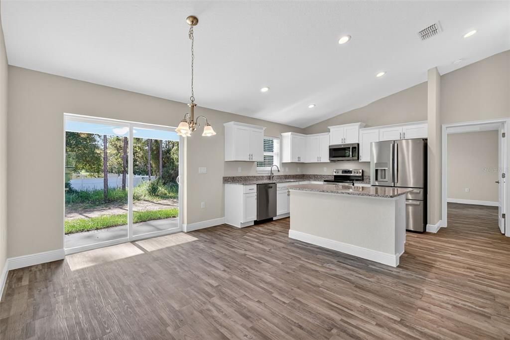 For Sale: $275,000 (3 beds, 2 baths, 1453 Square Feet)