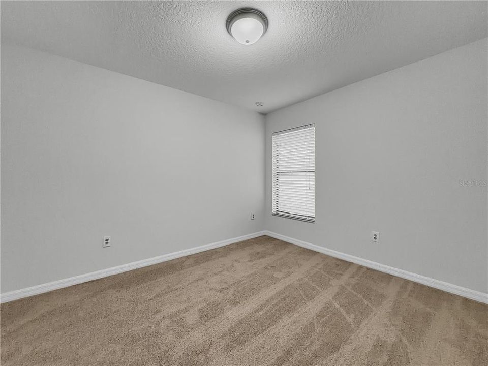 For Sale: $320,000 (3 beds, 2 baths, 1555 Square Feet)