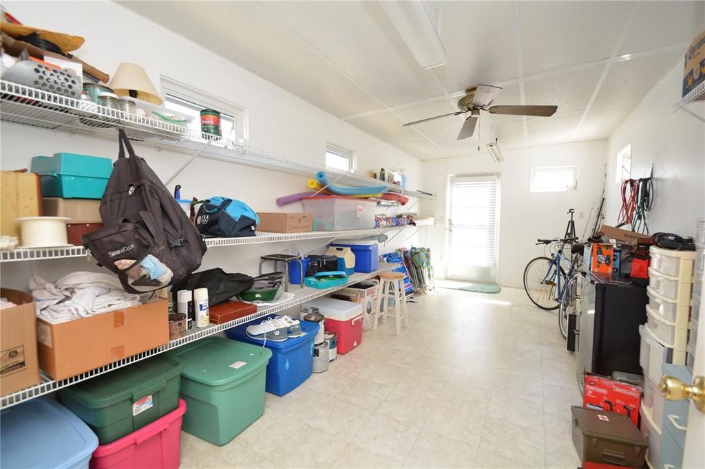 En Venta: $235,000 (2 camas, 2 baños, 909 Pies cuadrados)