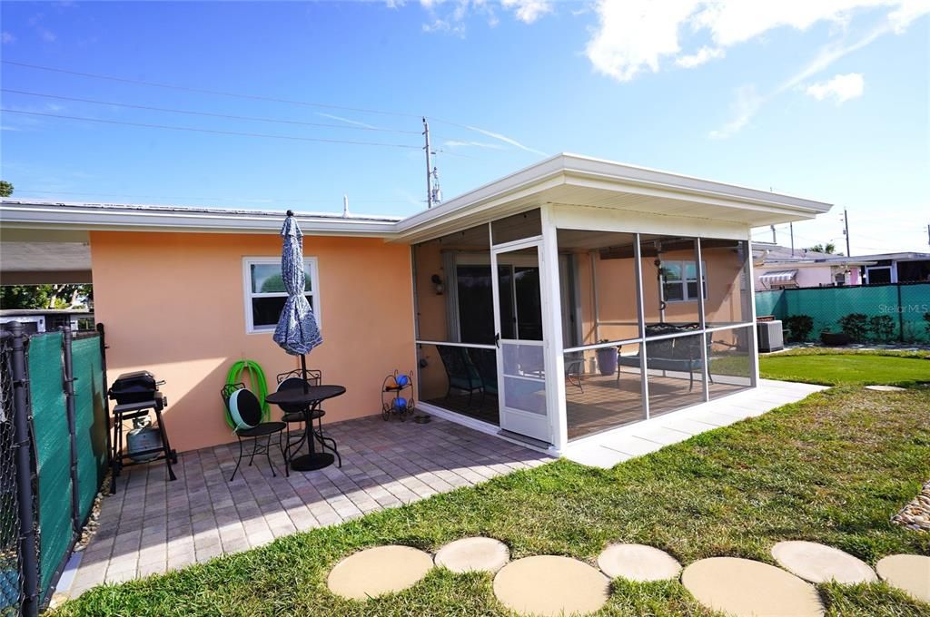 待售: $234,900 (2 贝兹, 1 浴室, 1112 平方英尺)