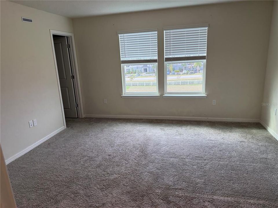 En Renta: $2,250 (3 camas, 2 baños, 1796 Pies cuadrados)