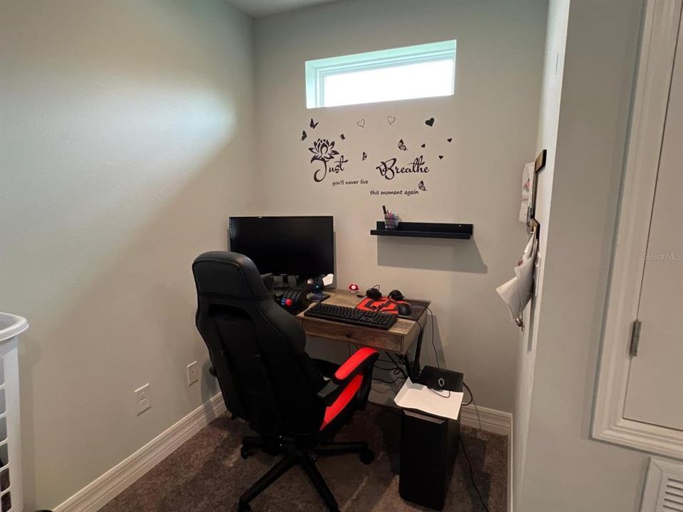 En Venta: $605,000 (5 camas, 3 baños, 3215 Pies cuadrados)