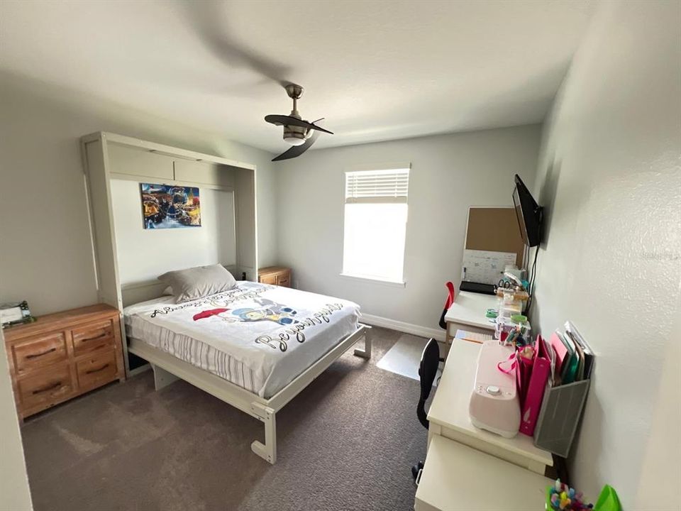 En Venta: $605,000 (5 camas, 3 baños, 3215 Pies cuadrados)