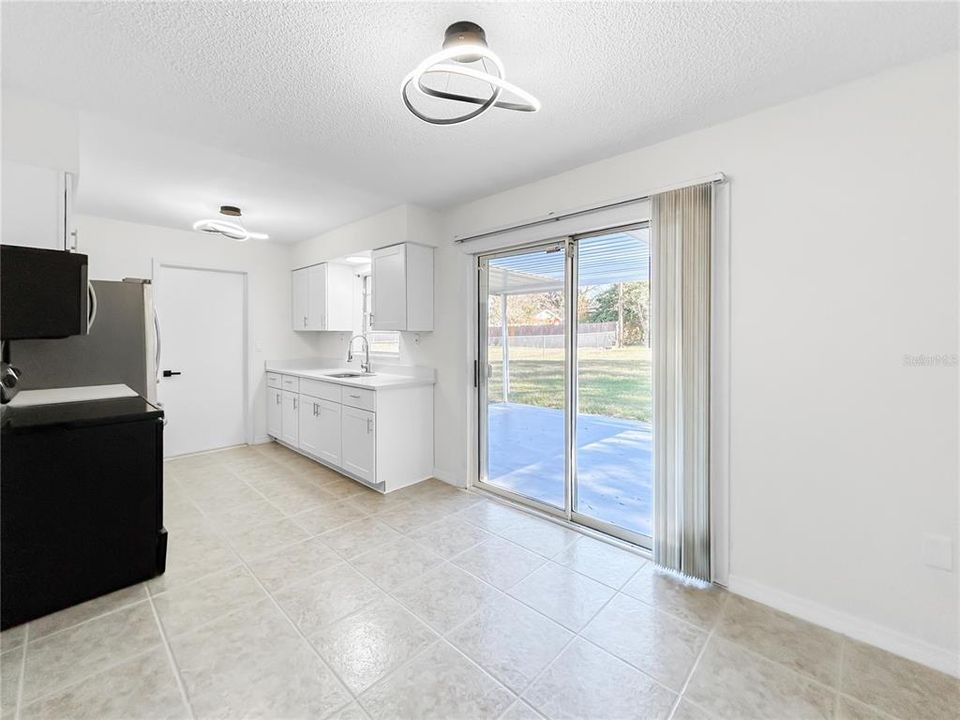 En Venta: $265,000 (3 camas, 1 baños, 1011 Pies cuadrados)