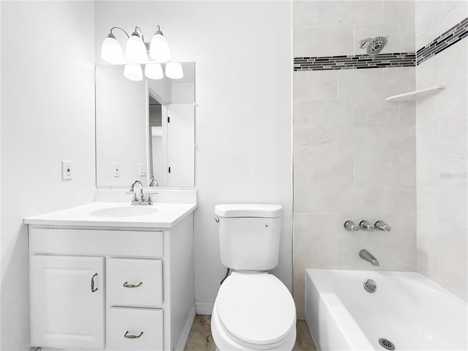 En Venta: $265,000 (3 camas, 1 baños, 1011 Pies cuadrados)