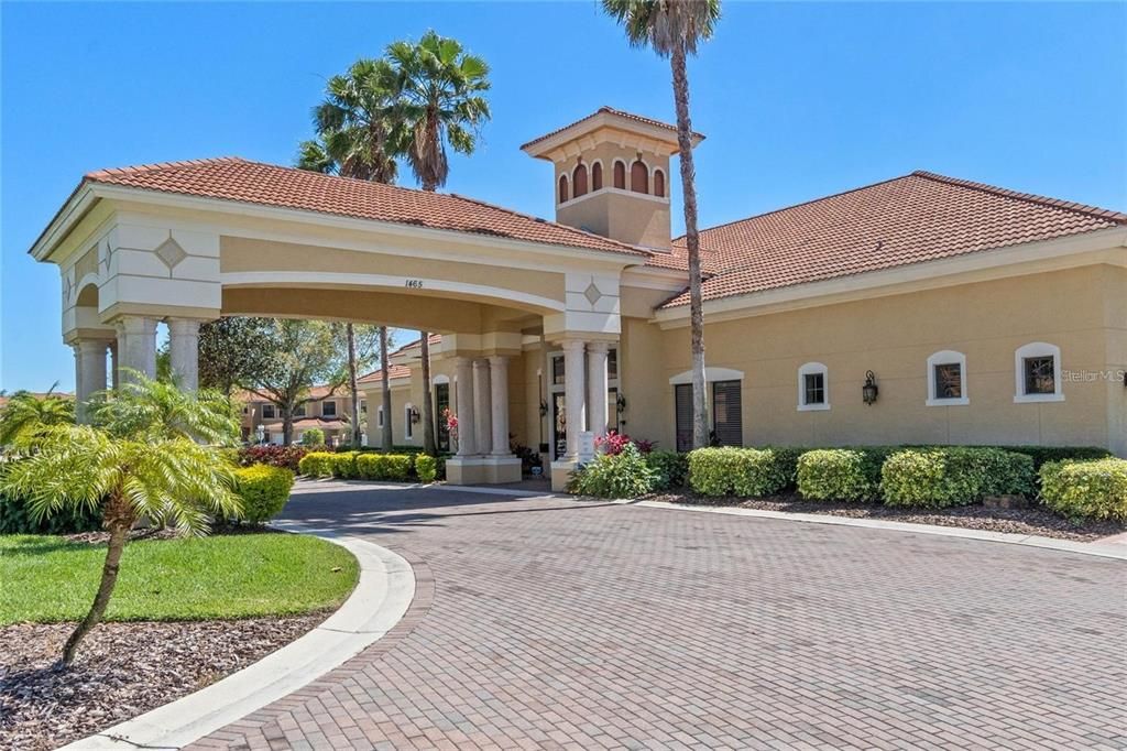 В аренду: $2,000 (4 спален, 2 ванн, 1682 Квадратных фут)