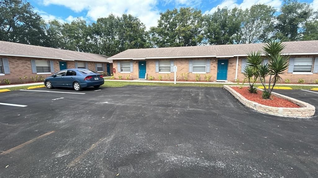 For Rent: $1,495 (2 beds, 1 baths, 830 Square Feet)