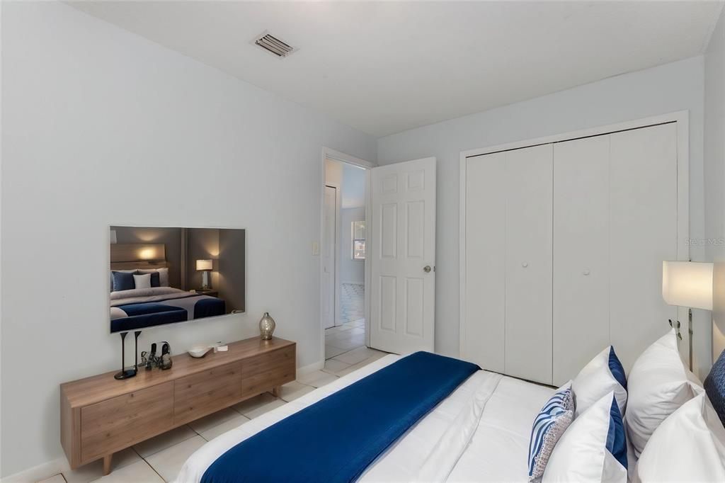 For Rent: $1,495 (2 beds, 1 baths, 830 Square Feet)