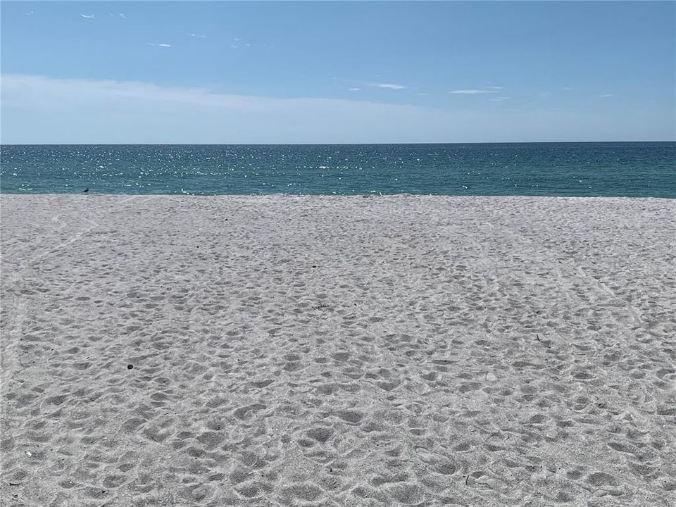 For Sale: $2,096,000 (2 beds, 2 baths, 2550 Square Feet)