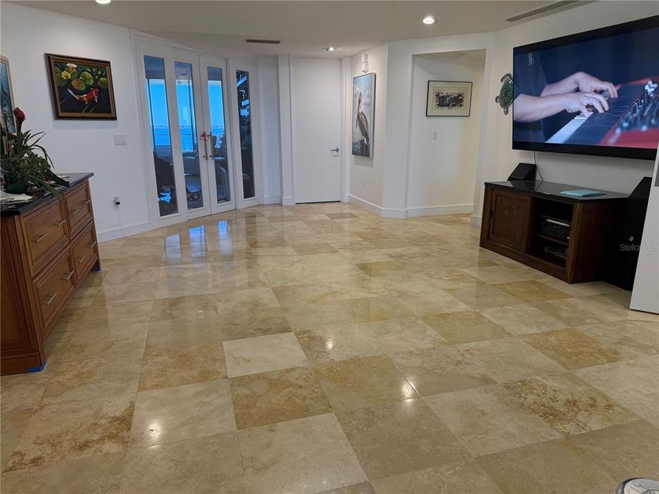 For Sale: $2,096,000 (2 beds, 2 baths, 2550 Square Feet)