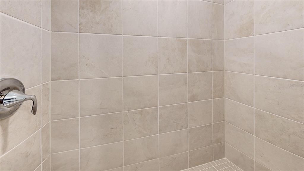 For Rent: $2,195 (3 beds, 2 baths, 1313 Square Feet)