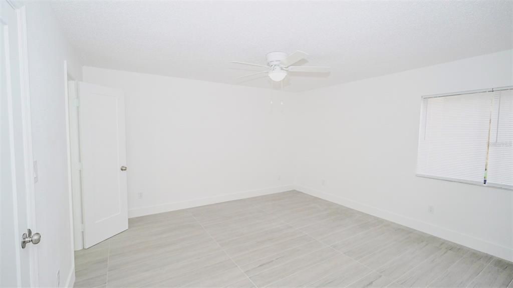 For Sale: $195,000 (2 beds, 2 baths, 1089 Square Feet)