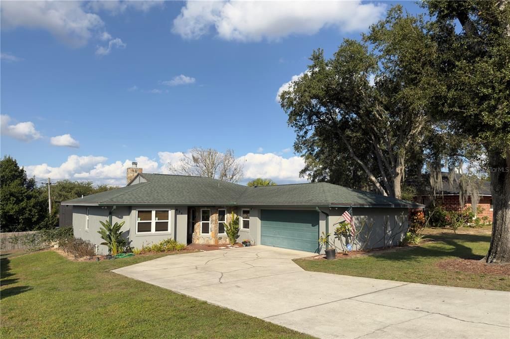 待售: $372,000 (4 贝兹, 2 浴室, 1937 平方英尺)