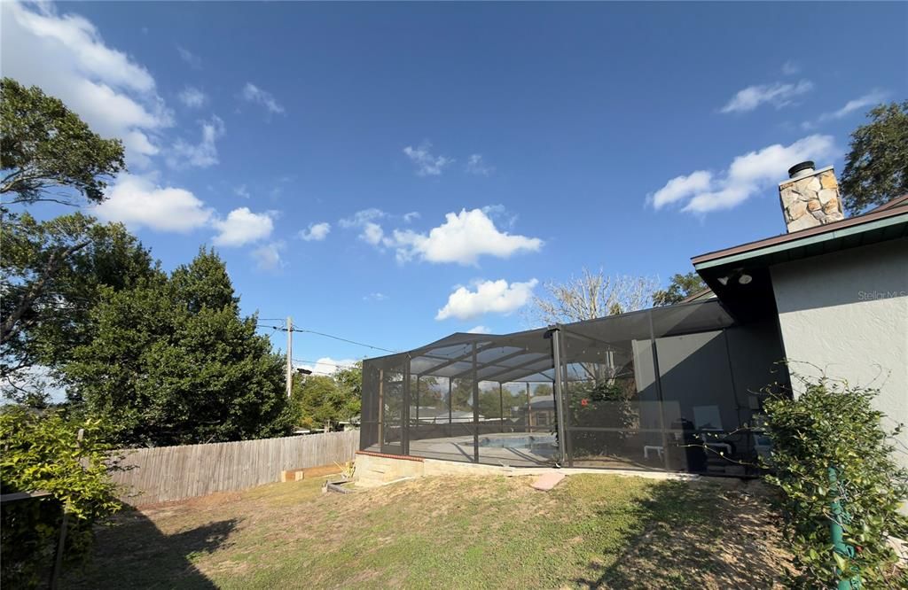 待售: $372,000 (4 贝兹, 2 浴室, 1937 平方英尺)