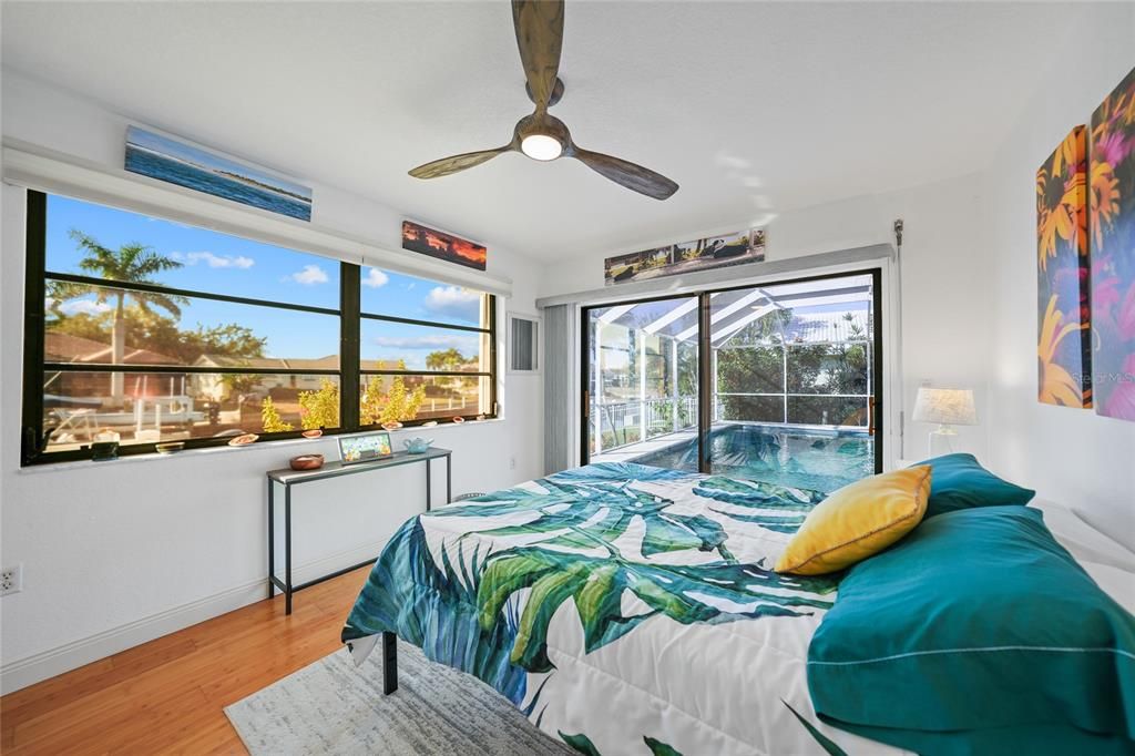 En Venta: $825,000 (3 camas, 2 baños, 2284 Pies cuadrados)