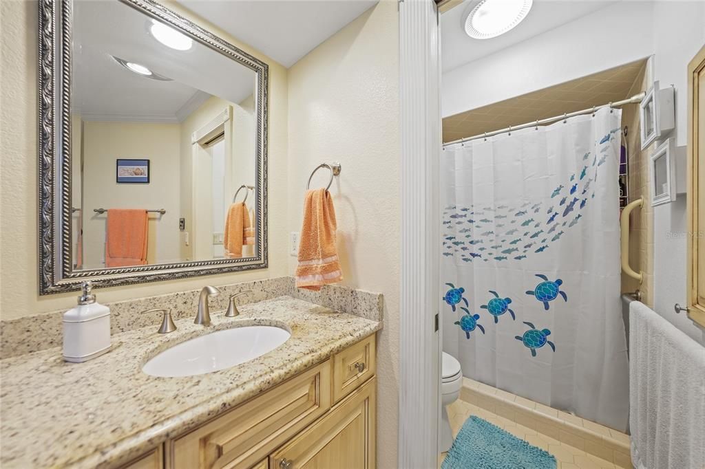 En Venta: $825,000 (3 camas, 2 baños, 2284 Pies cuadrados)