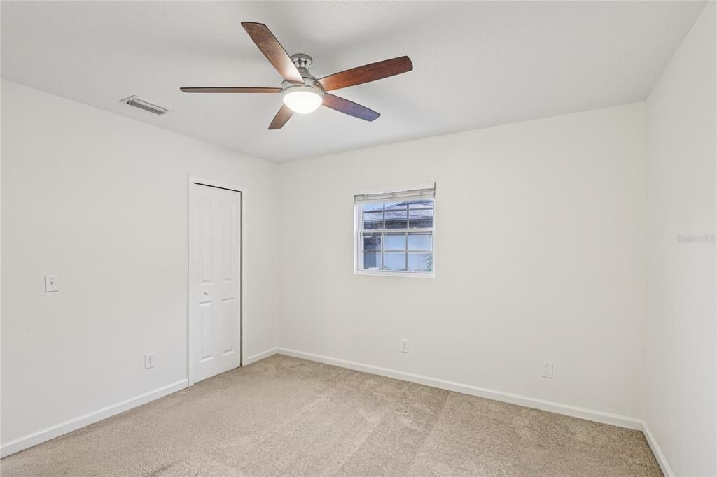 待售: $274,999 (3 贝兹, 1 浴室, 944 平方英尺)