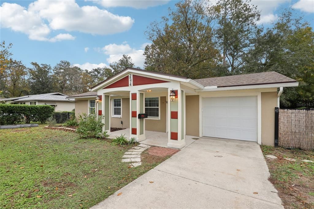 待售: $274,999 (3 贝兹, 1 浴室, 944 平方英尺)