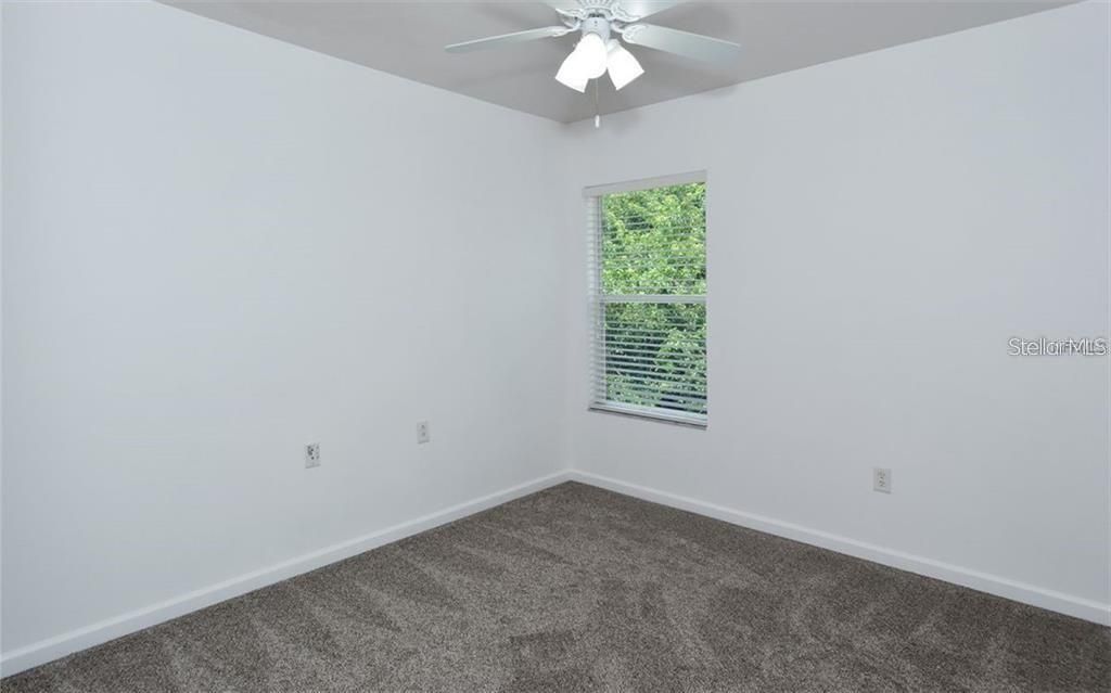 For Rent: $2,250 (3 beds, 2 baths, 1596 Square Feet)