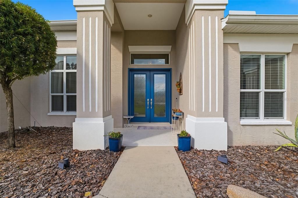 For Sale: $599,900 (4 beds, 2 baths, 2640 Square Feet)