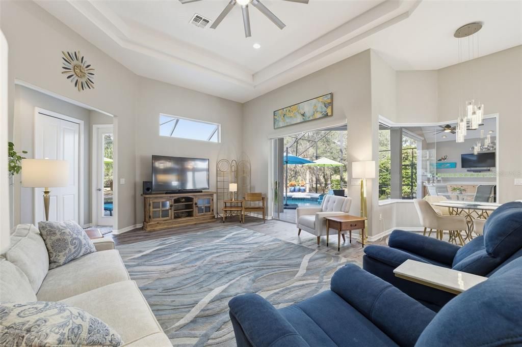 For Sale: $599,900 (4 beds, 2 baths, 2640 Square Feet)