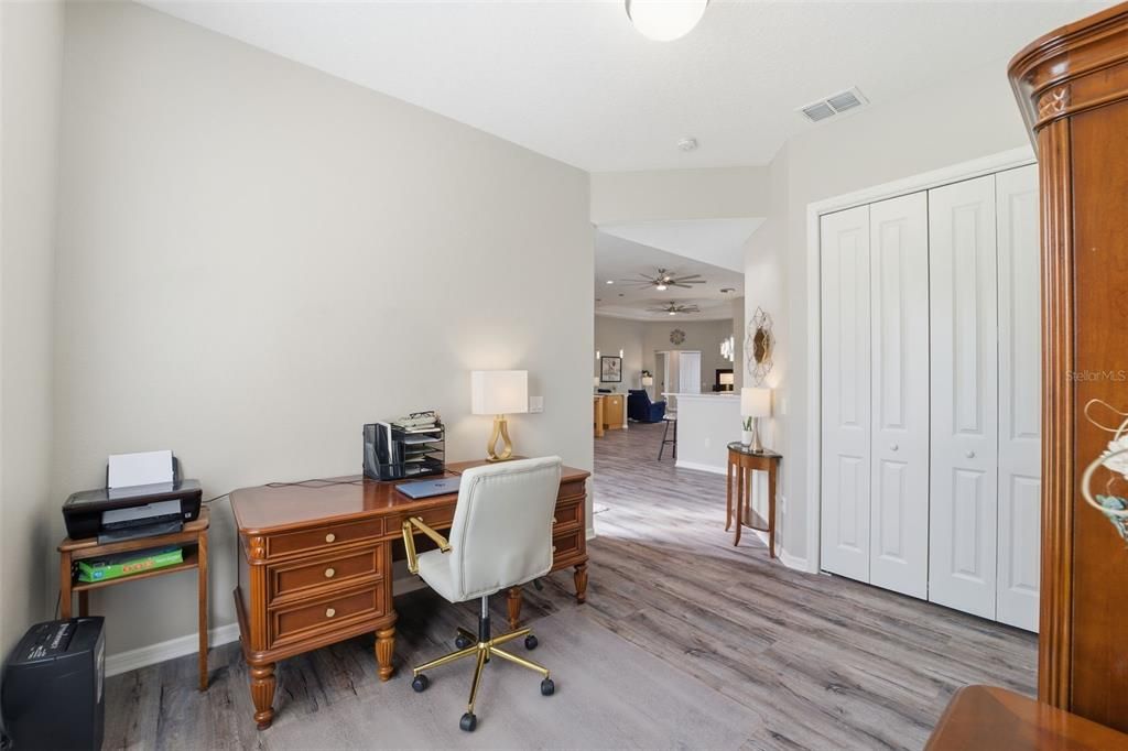 For Sale: $599,900 (4 beds, 2 baths, 2640 Square Feet)