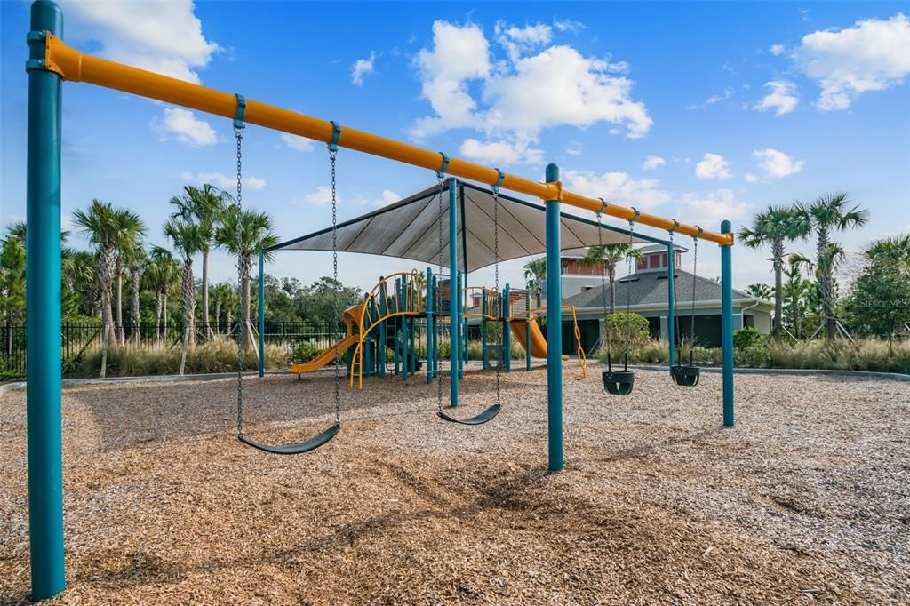 На продажу: $365,000 (4 спален, 2 ванн, 2046 Квадратных фут)