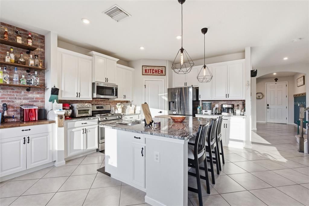 待售: $510,000 (4 贝兹, 2 浴室, 2788 平方英尺)