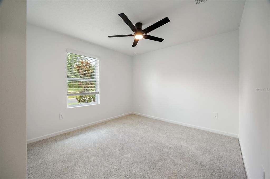 В аренду: $1,975 (3 спален, 2 ванн, 1428 Квадратных фут)