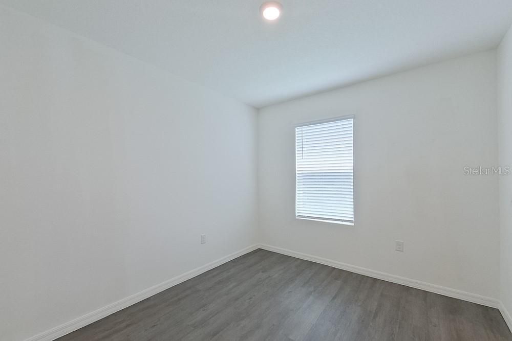 For Rent: $2,045 (4 beds, 2 baths, 2007 Square Feet)