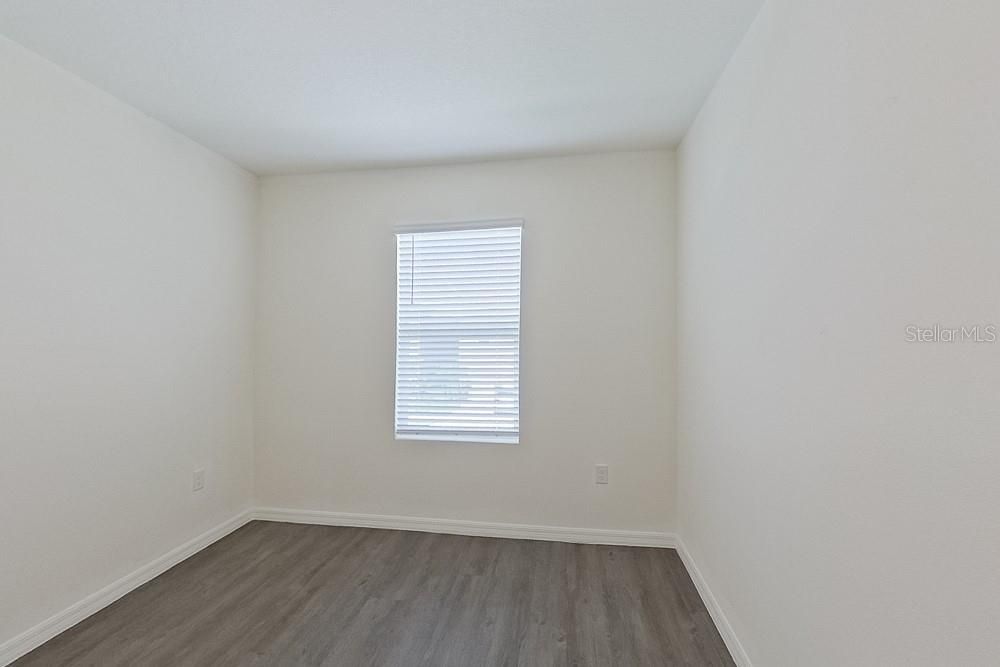 For Rent: $2,045 (4 beds, 2 baths, 2007 Square Feet)