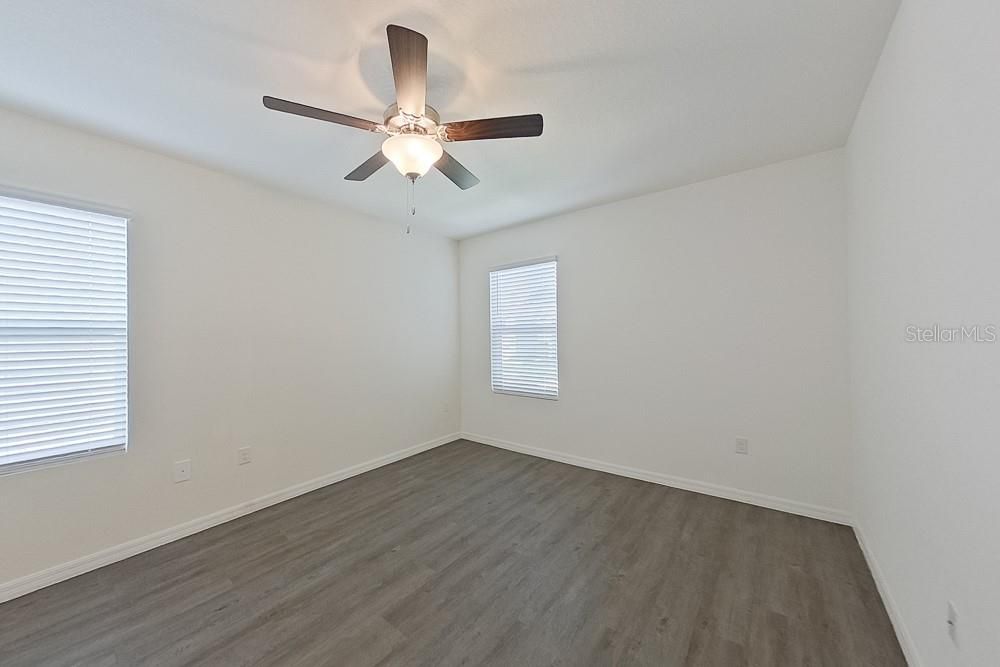 For Rent: $2,045 (4 beds, 2 baths, 2007 Square Feet)