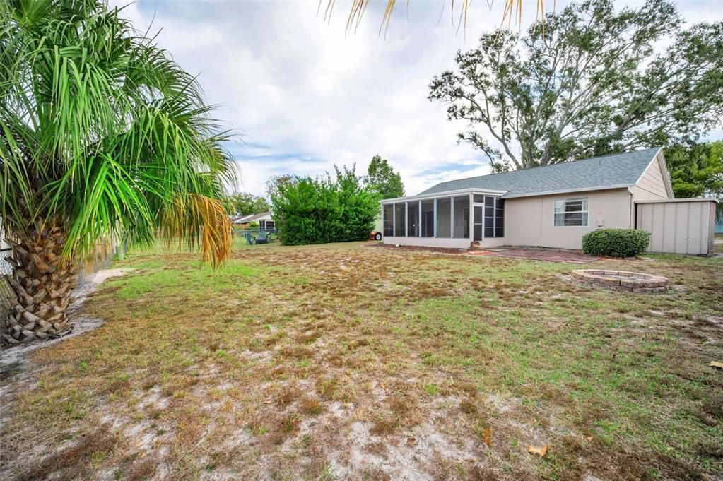 For Sale: $239,900 (2 beds, 2 baths, 1123 Square Feet)