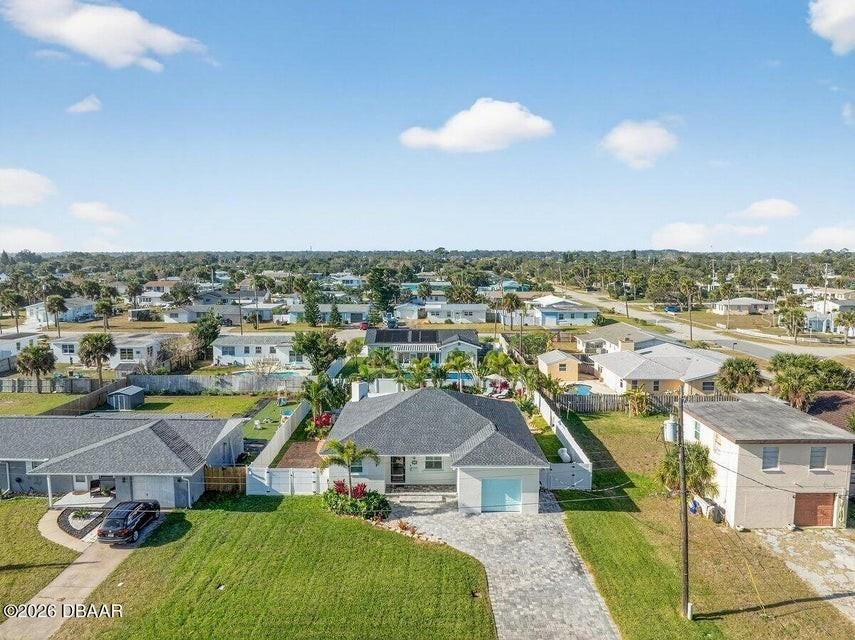 For Sale: $514,900 (2 beds, 2 baths, 1368 Square Feet)