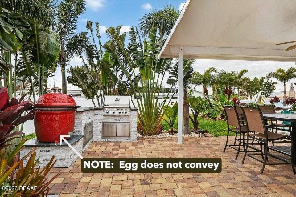 For Sale: $514,900 (2 beds, 2 baths, 1368 Square Feet)