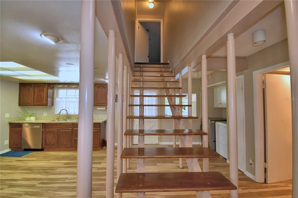 En Venta: $1,200,000 (8 camas, 7 baños, 8396 Pies cuadrados)