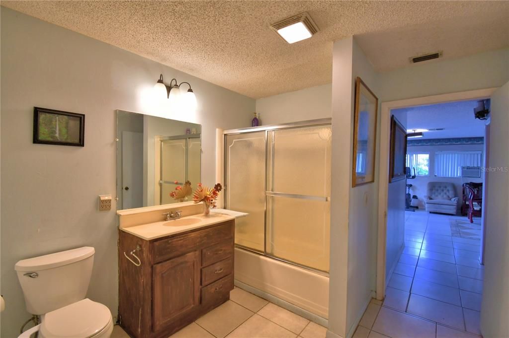 En Venta: $1,200,000 (8 camas, 7 baños, 8396 Pies cuadrados)