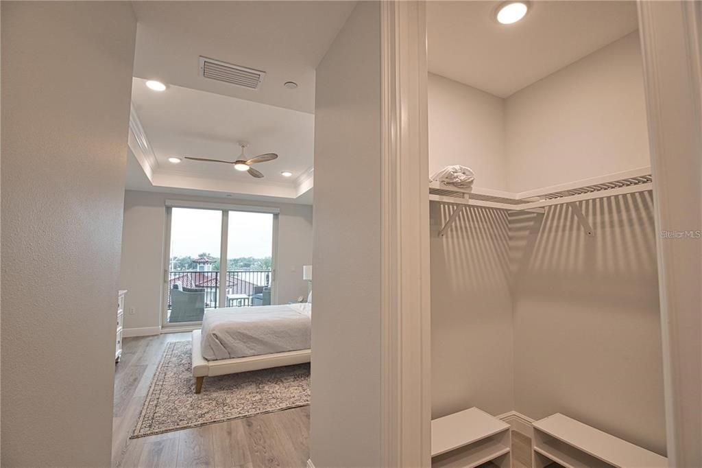 En Venta: $1,199,000 (3 camas, 2 baños, 1802 Pies cuadrados)