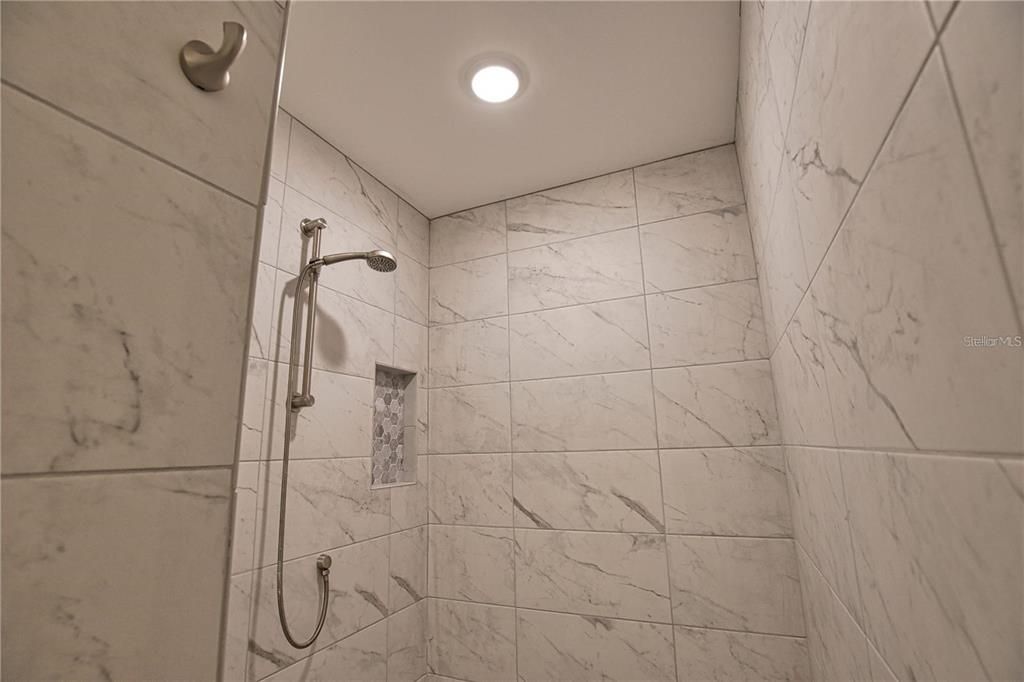 En Venta: $1,199,000 (3 camas, 2 baños, 1802 Pies cuadrados)