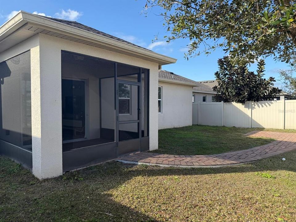 待售: $415,000 (4 贝兹, 2 浴室, 2064 平方英尺)