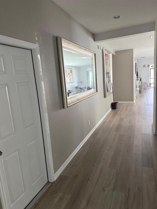 待售: $415,000 (4 贝兹, 2 浴室, 2064 平方英尺)