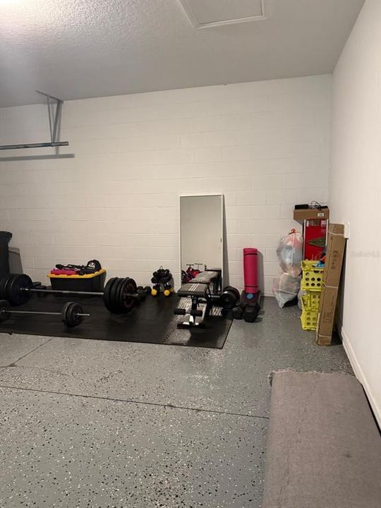 待售: $415,000 (4 贝兹, 2 浴室, 2064 平方英尺)